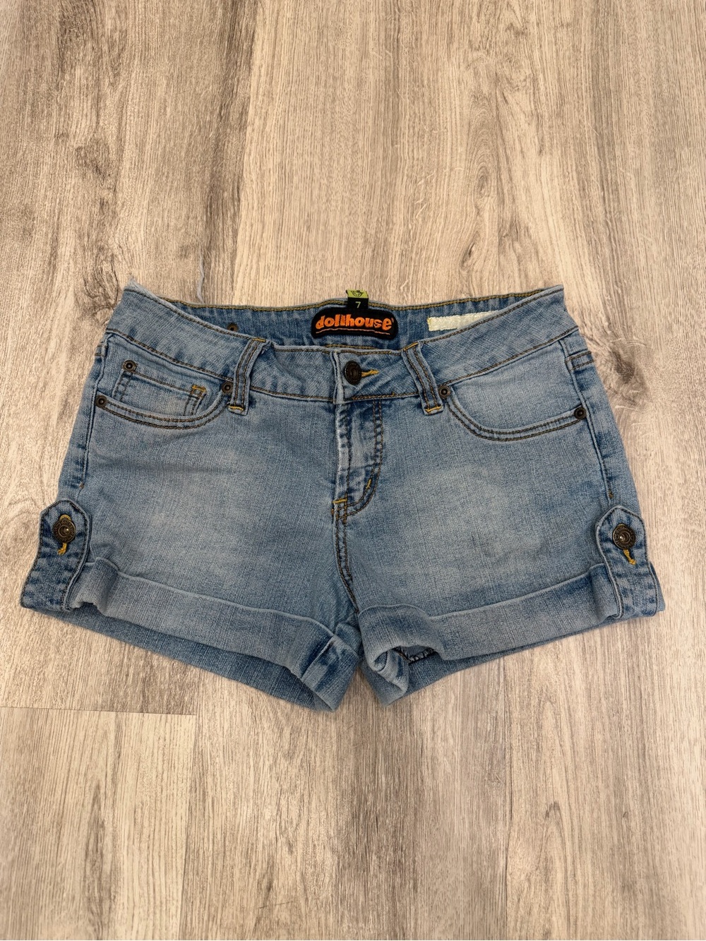 Dollhouse Size 7 Low Rise Studded Denim Cuffed Shorts Y2K